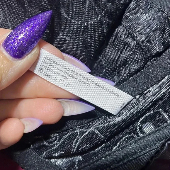 HSIA 4 PC Bra Bundle Underwire 44D Lacey Feminine - Picture 7 of 7